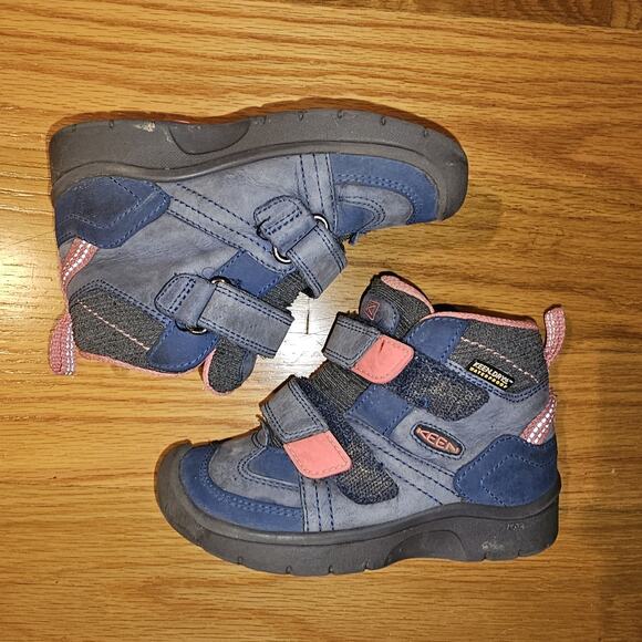 Little Kid Gray/Pink Keen Keen-Dry Waterproof Hiking Hunting Boots Sz 9 No Laces - Picture 3 of 8